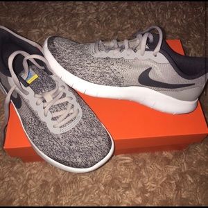 Nike Flex Contact shoes